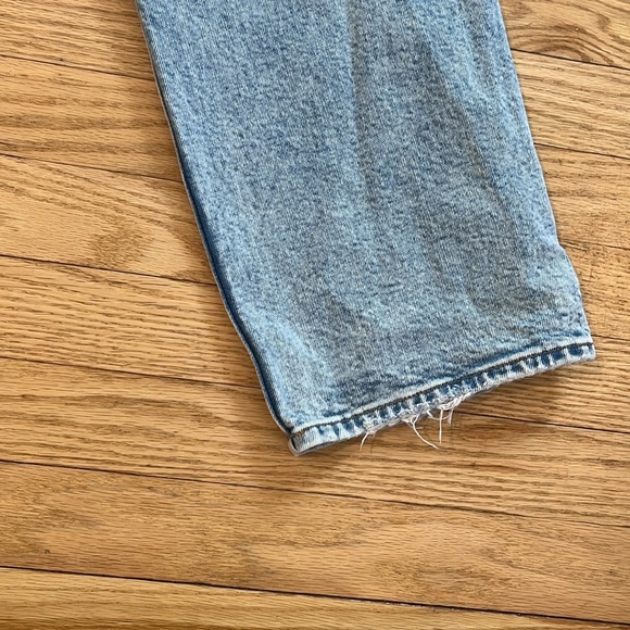 Abercrombie & Fitch The 90's Straight Ultra High Rise Light Wash sz 10 R - Picture 9 of 9